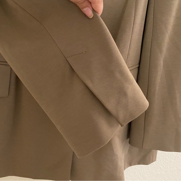 COS Relaxed Fit V Neck Blazer Dark Beige - Picture 5 of 9